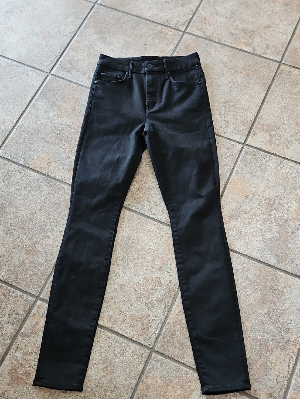 MOTHER Black Skinny Jeans - Sleek High-Rise Look